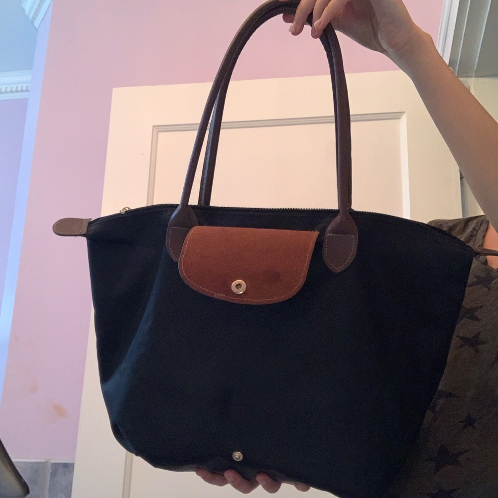 Longchamp purse